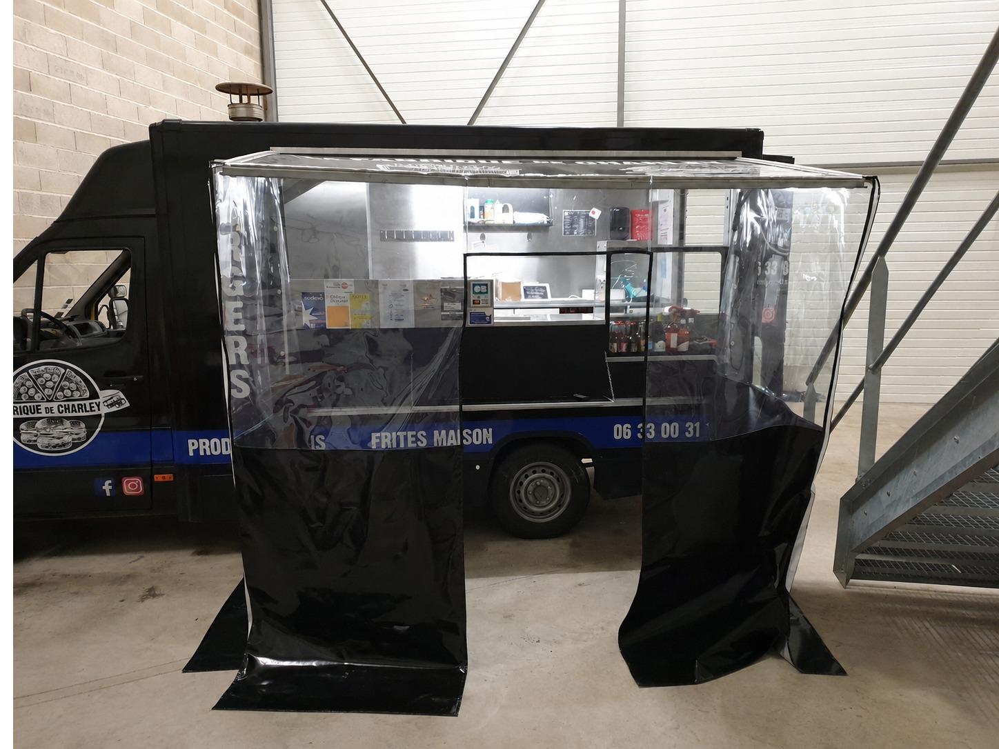 Confection d'une bâche pour un camion burger La fabrique de Charley